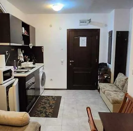 Guest * بانسكو