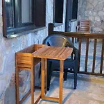 Guest דירה בנסקו