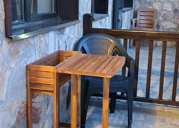 Guest דירה בנסקו